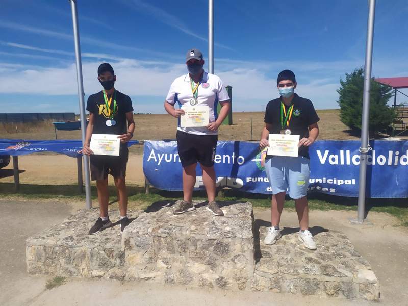 Magnifica representacion de los tiradores de Plato modalidad Trap 5 en el Campeonato de España