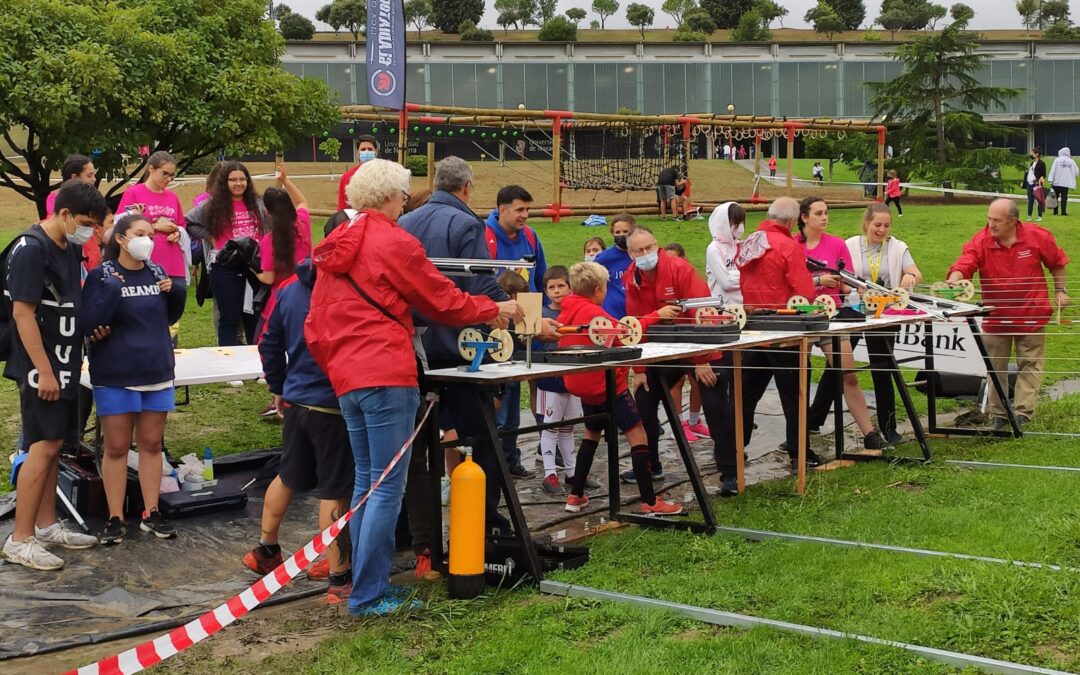 LA FEDERACIÓN NAVARRA DE TIRO OLÍMPICO PARTICIPÓ EN EL DÍA DEL DEPORTE DE LA UNIVERSIDAD DE NAVARRA