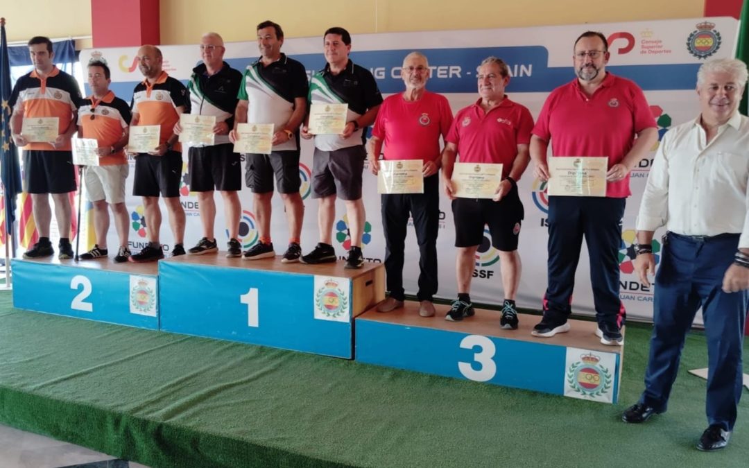 Plata y Tres bronces para Navarra en Granada
